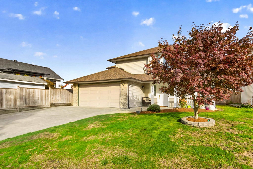 Photo of 12272 233a Street, Maple Ridge, BC V2X 0P7 (MLS # R3177745)