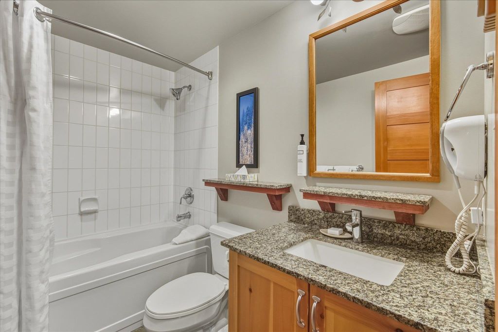 listing image 1102410172614534517