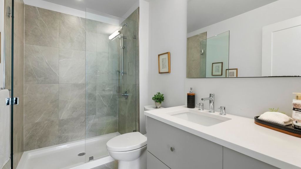 listing image 1106520875259267678