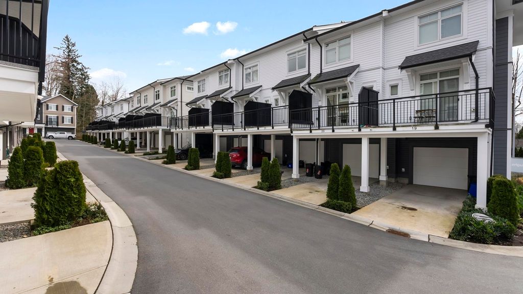 listing image 1104800321873044410