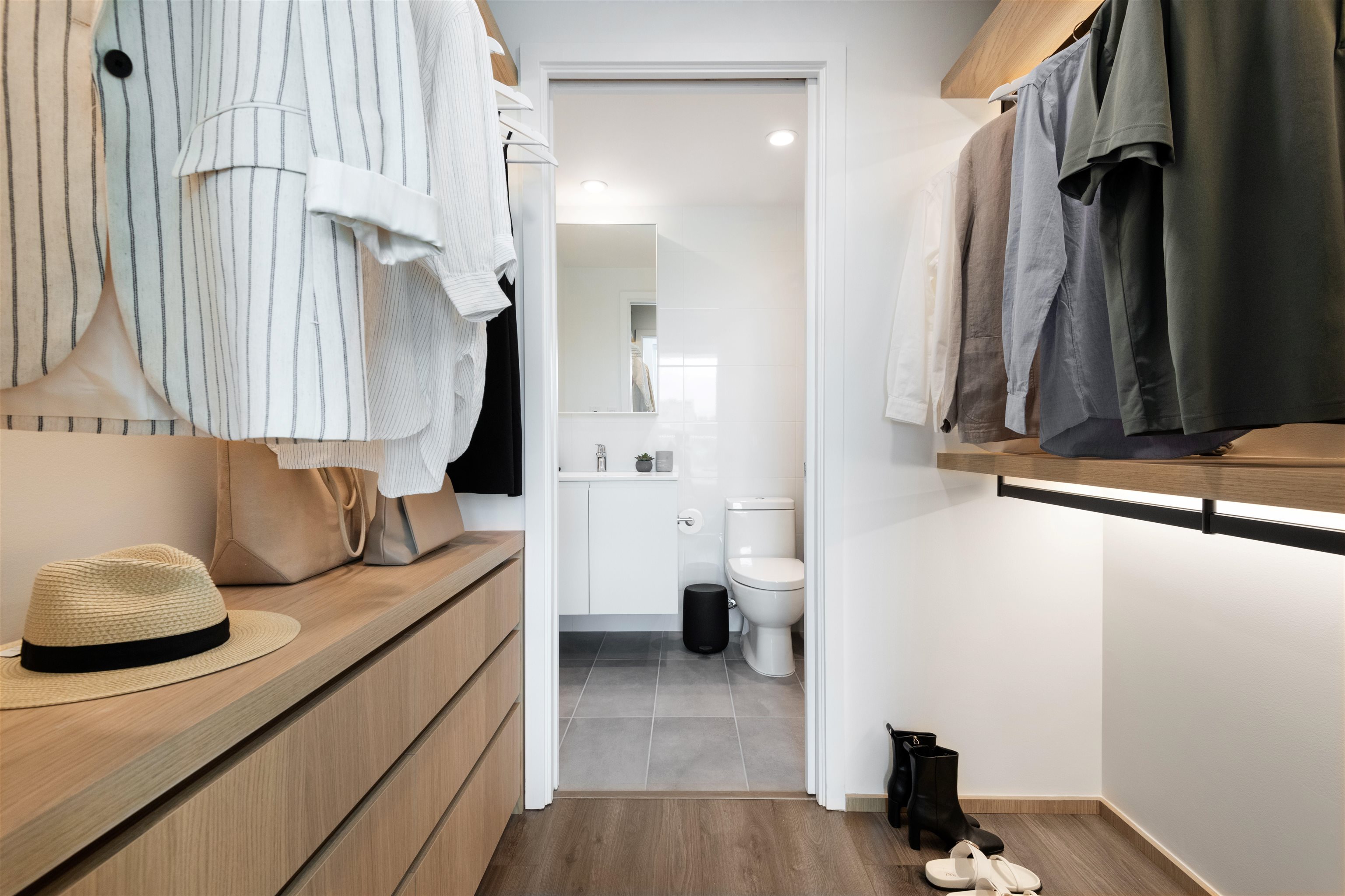 3888 Evergreen Place 606