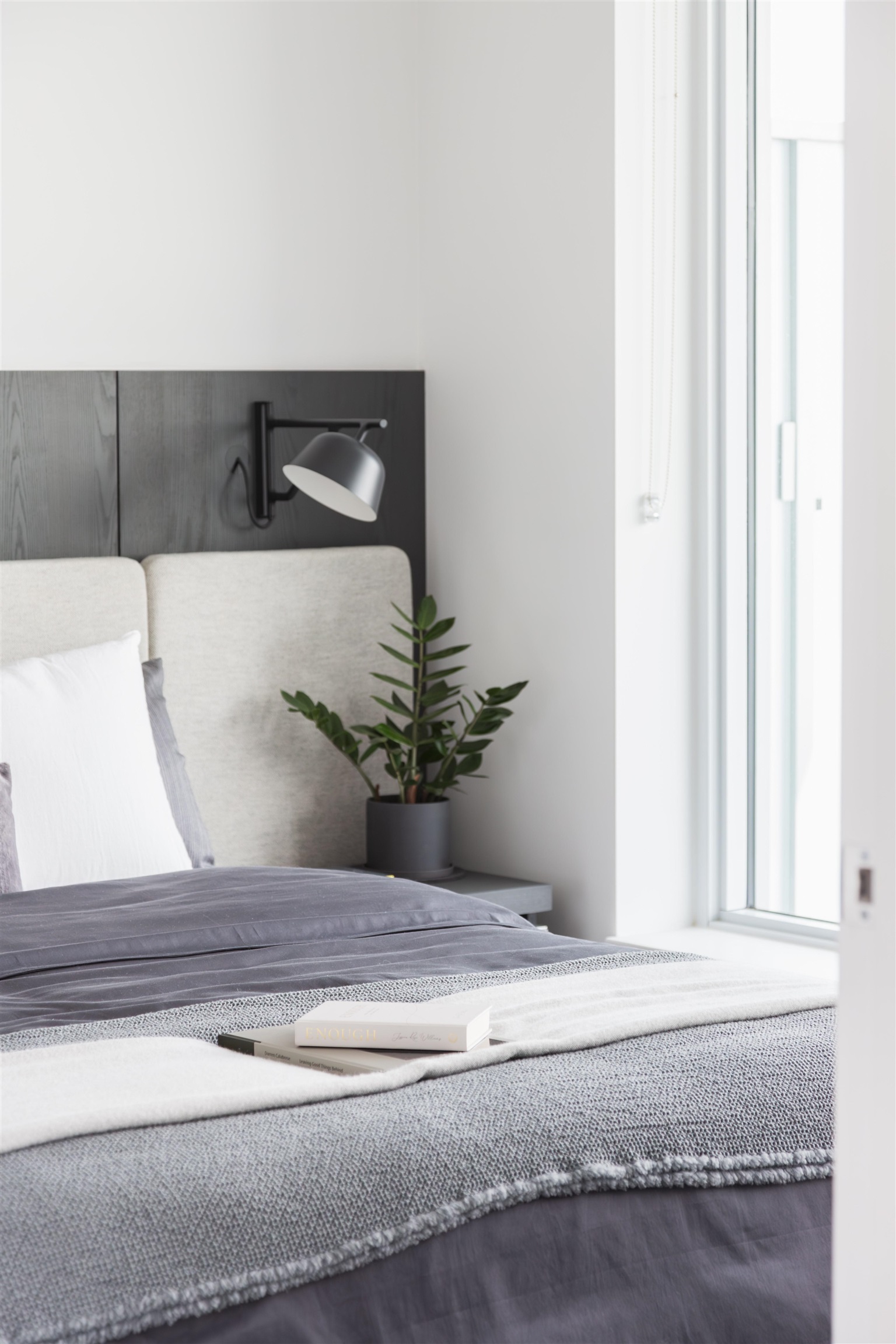 3888 Evergreen Place 606