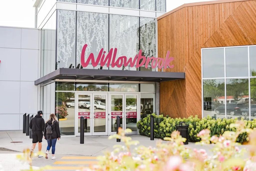 listing image 1109948320202833743