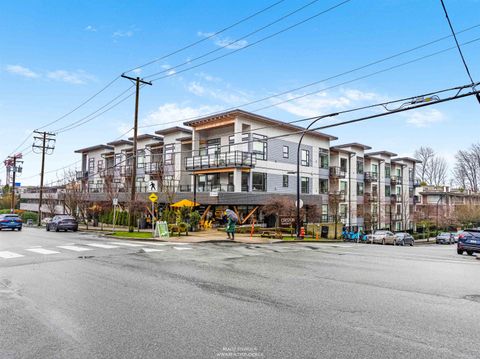 715 W 15th Street 206 North Vancouver BC V7M 1T2