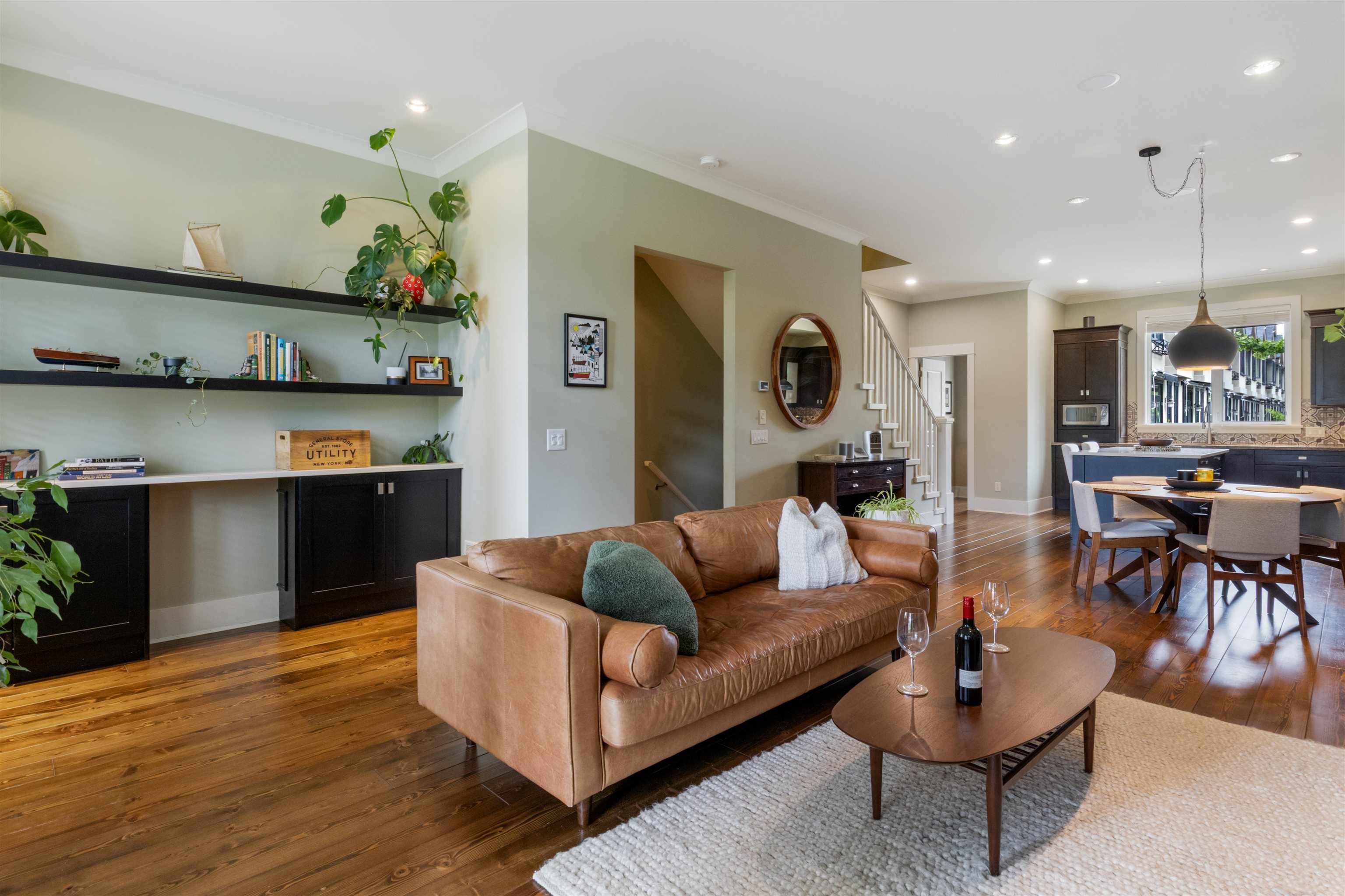 2580 Langdon Street 527