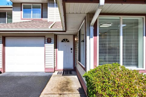 20985 Camwood Avenue 7 Maple Ridge BC V2X 2N9