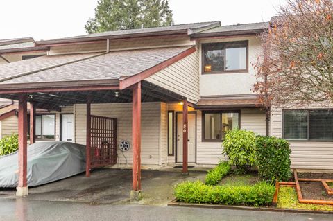 13880 74 Avenue 86 Surrey BC V3W 7E6