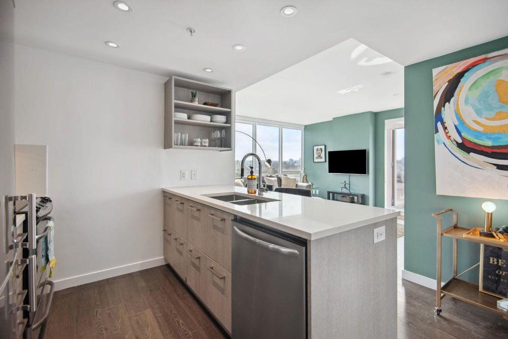 listing image 1108513170772207663