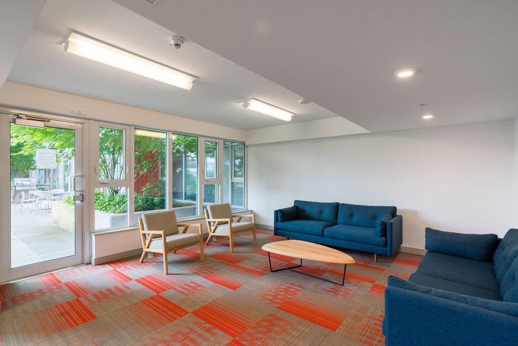 listing image 1100224945540780184