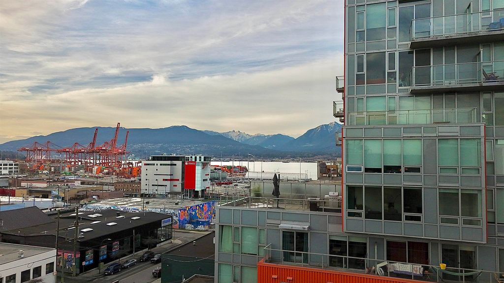 listing image 1107110555773458148