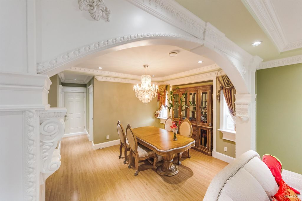 listing image 1106507311264556281