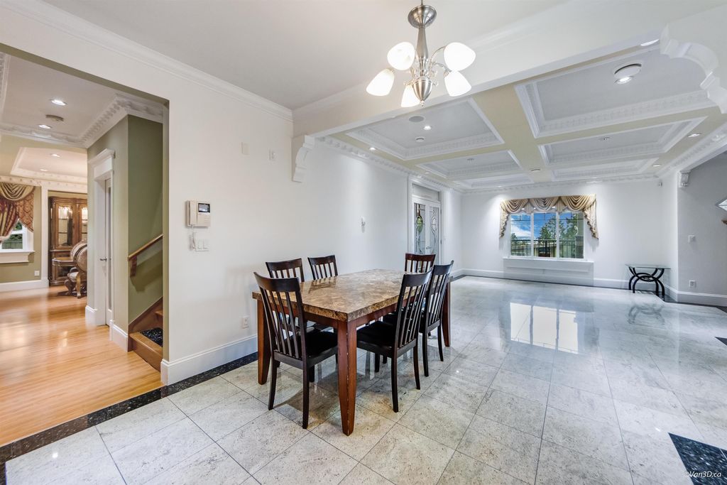 listing image 1106528715624209800