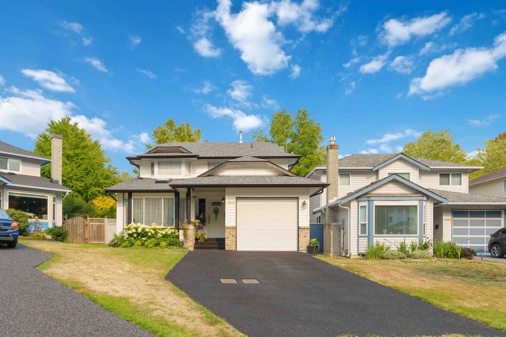 Photo of 6842 137a Street, Surrey, BC V3W 9S1 (MLS # R3151887)