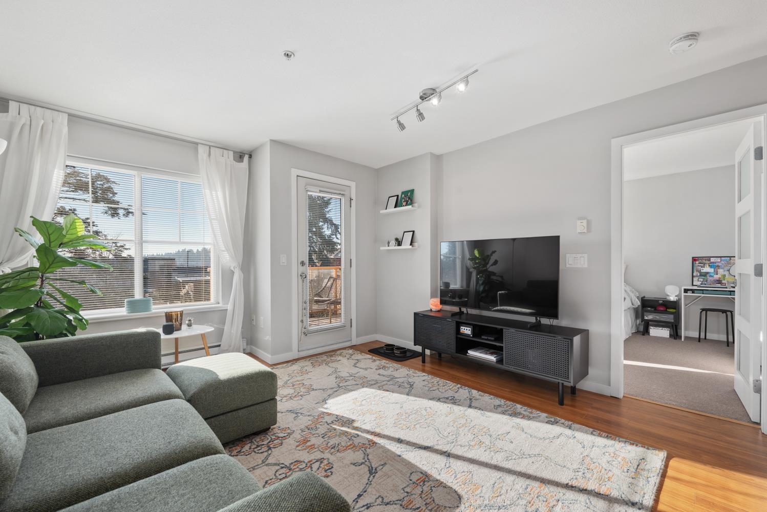 1969 Westminster Avenue 412