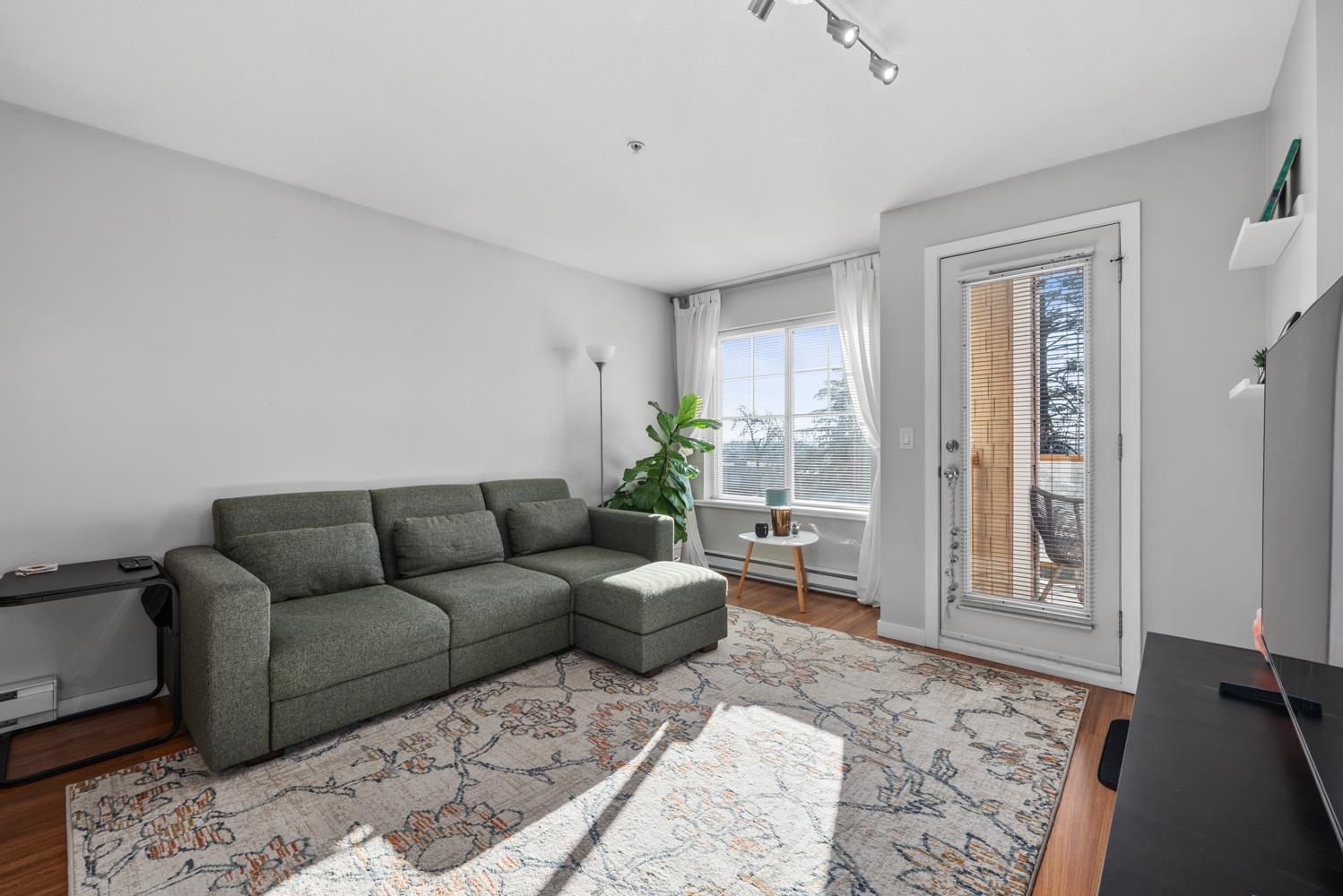 1969 Westminster Avenue 412