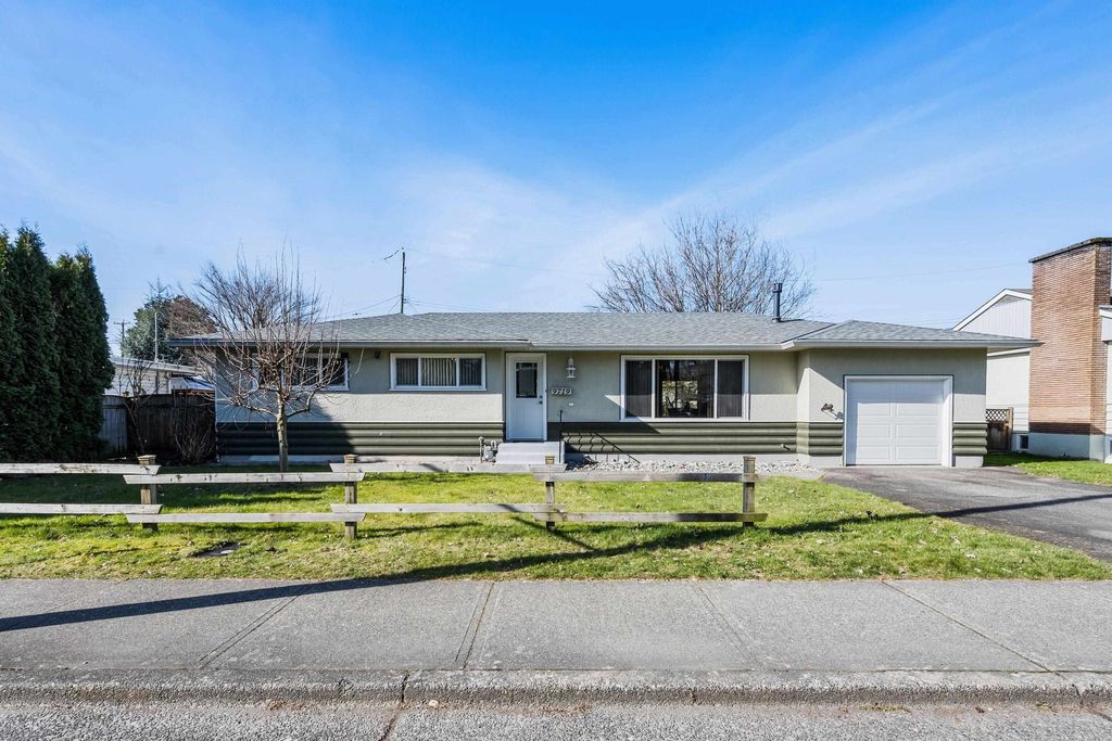 Photo of 9719 Hazel Street, Chilliwack, BC V2P 5P1 (MLS # R3088654)