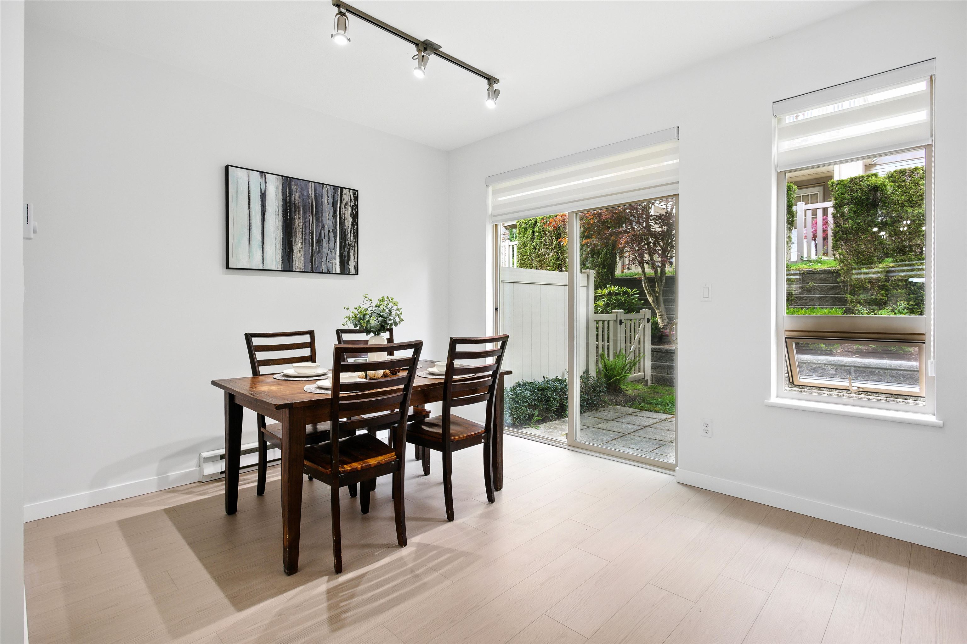 3065 Dayanee Springs Boulevard 10