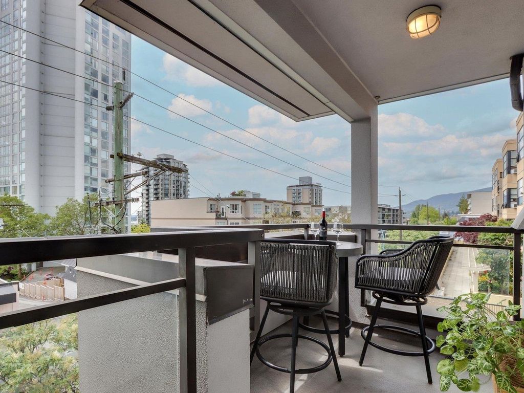 listing image 1107339505575574462