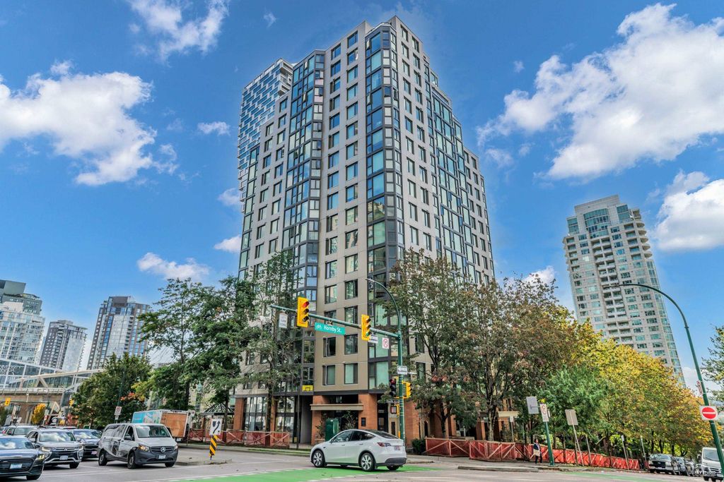 listing image 1109106271240390820