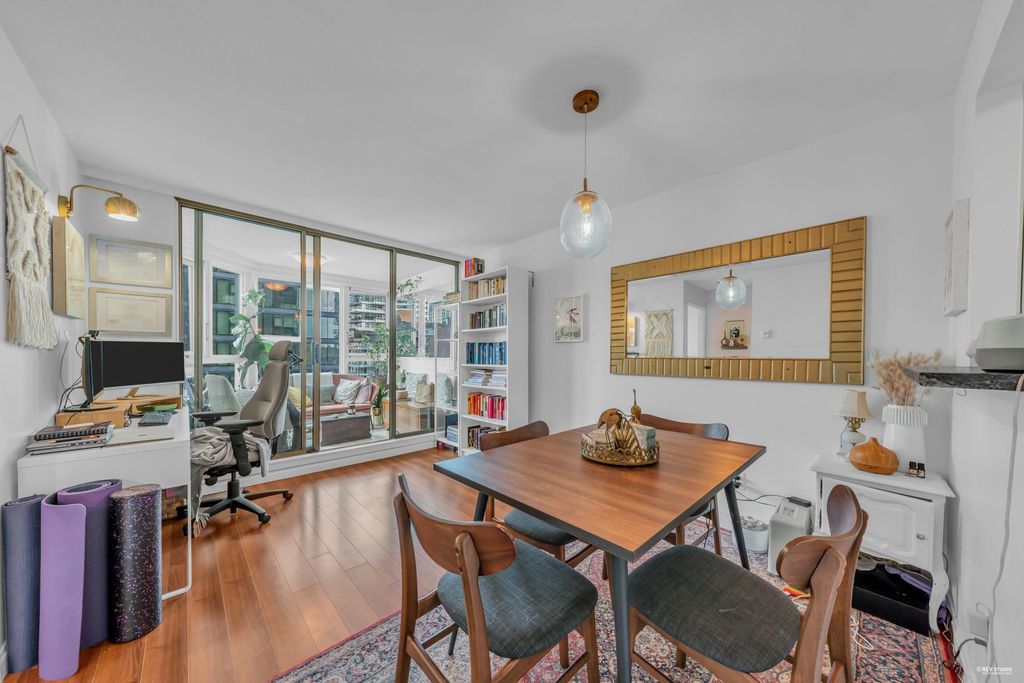 listing image 1109502192615066843