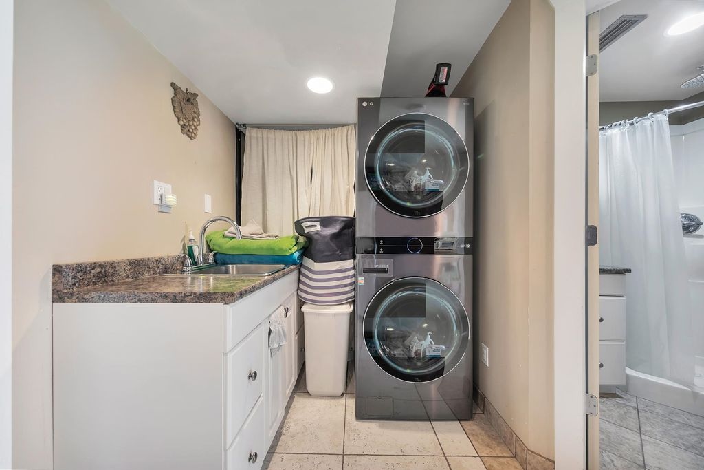 listing image 1101507272713395804