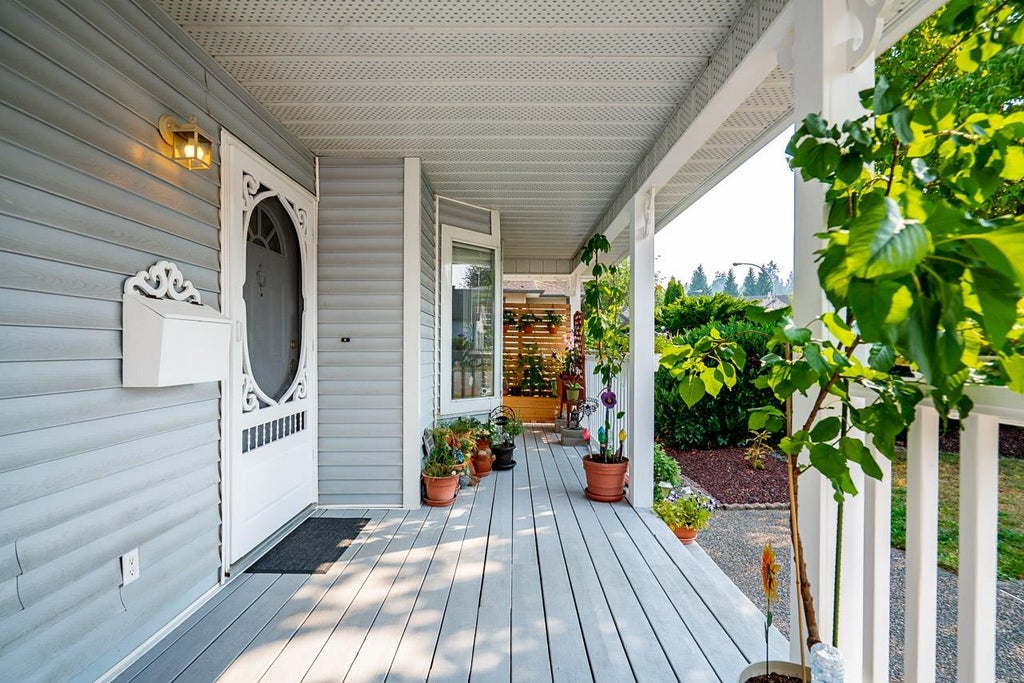 Photo of 6304 135a Street, Surrey, BC V3X 1J7 (MLS # R3172053)