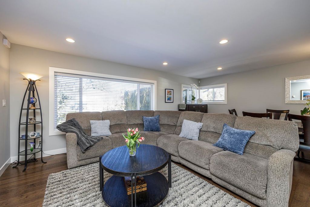 listing image 1101979004959603283