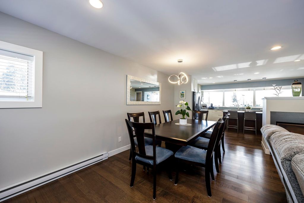 listing image 1104114132163952730