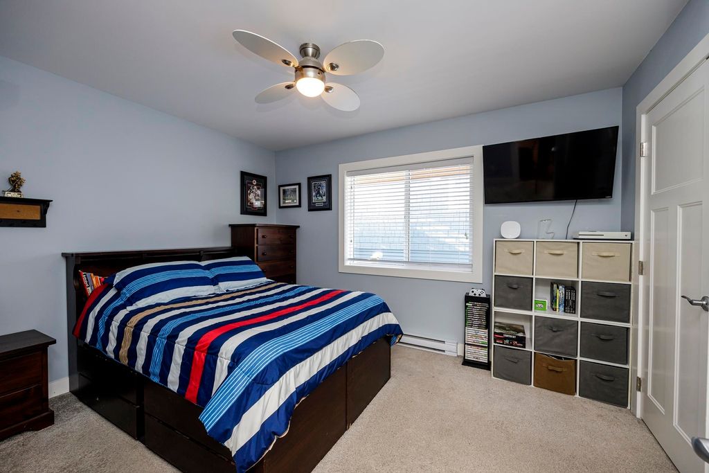 listing image 1104480819536664847