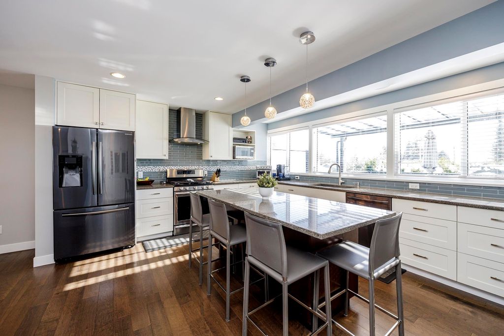 listing image 1104669141357174479