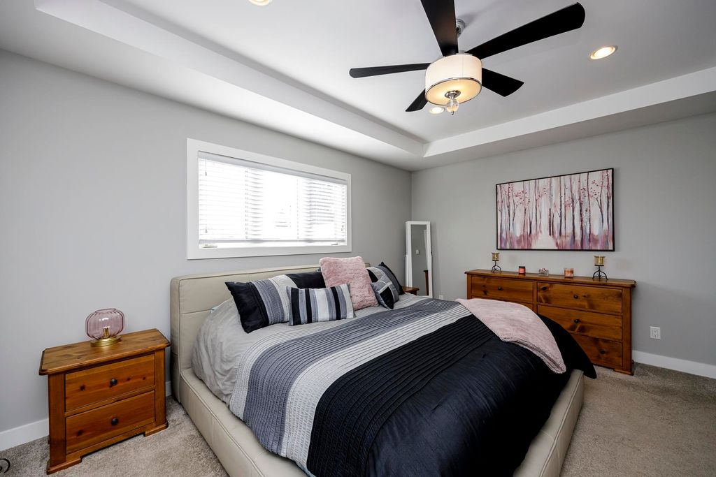 listing image 1108030947890741845