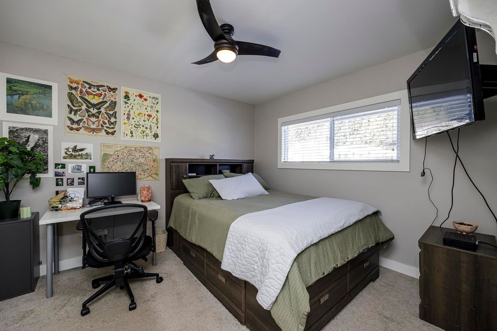 listing image 1102815787315727498