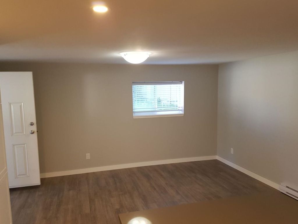 listing image 1104263932392460588