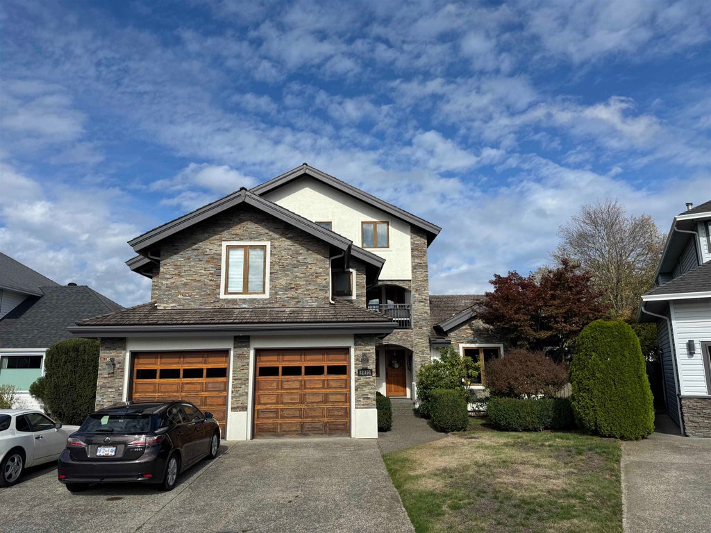 Photo of 32351 Nakusp Drive, Abbotsford, BC V2T 5C6 (MLS # R3172069)