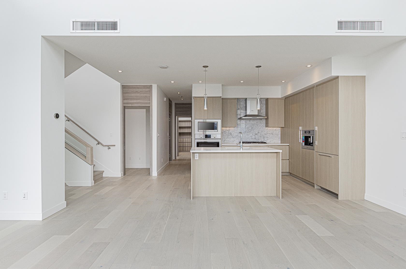 4730 Lougheed Highway 4907