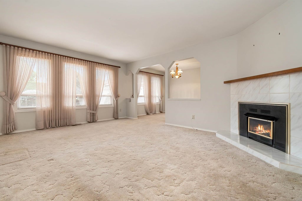 Photo of 46634 Elliott Avenue, Chilliwack, BC V2P 7S7 (MLS # R3173320)