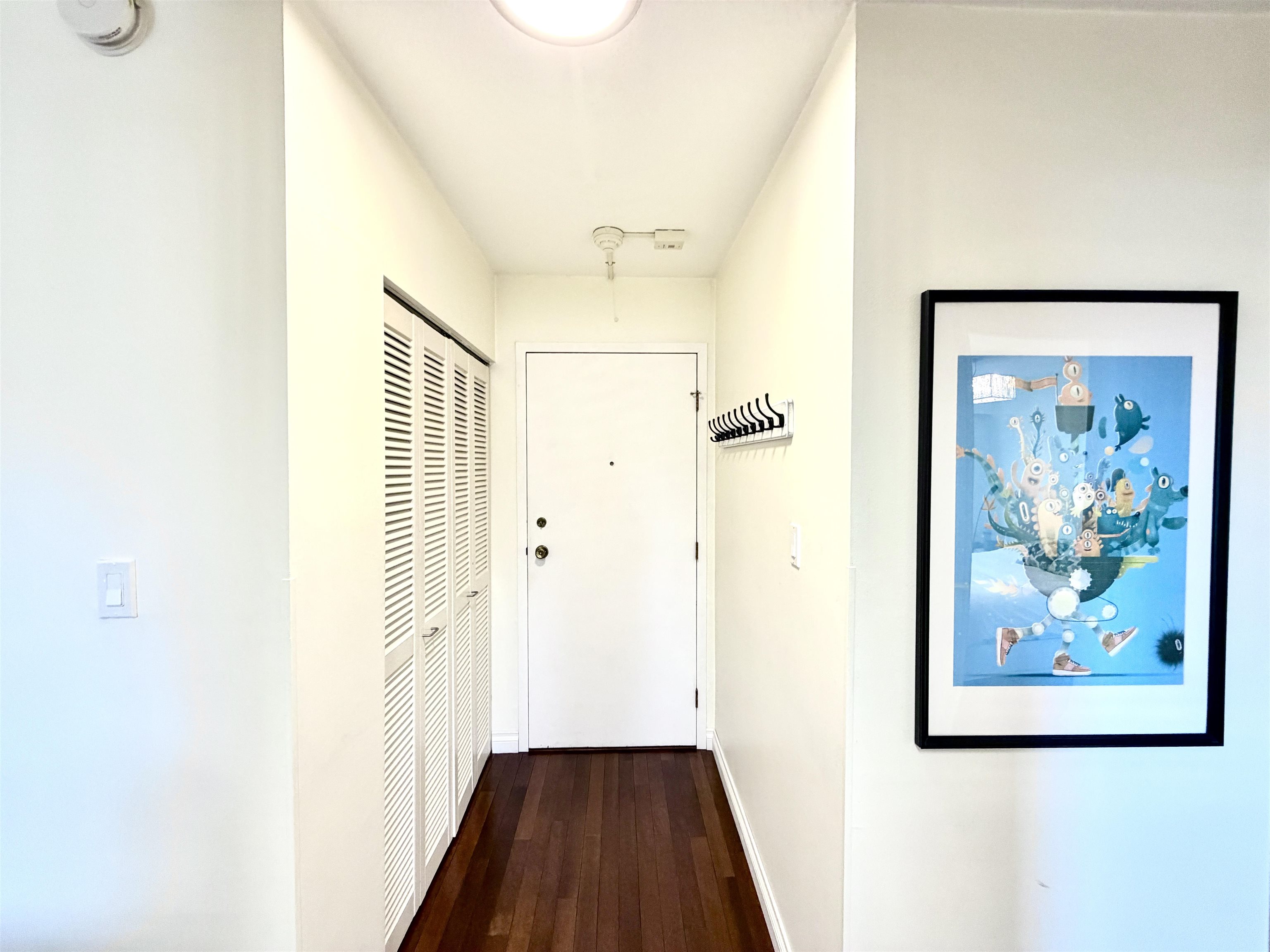 123 E 19th Street 107