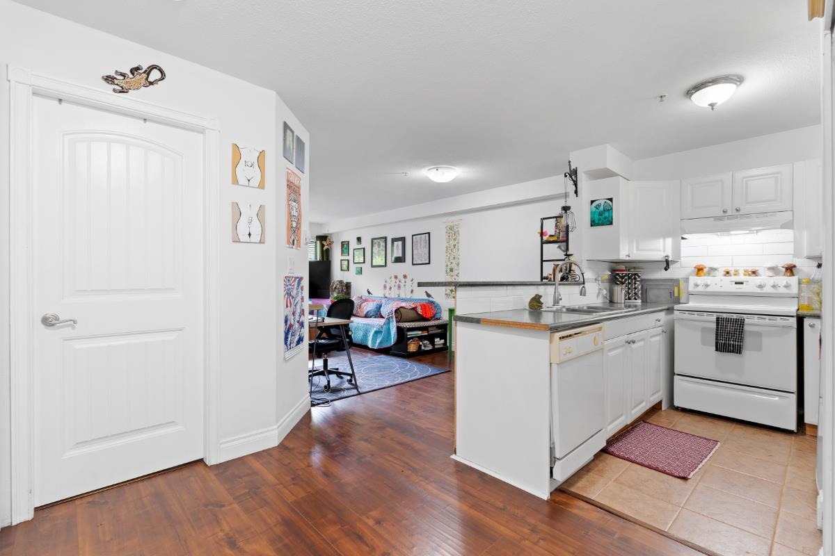 20561 113 Avenue 108