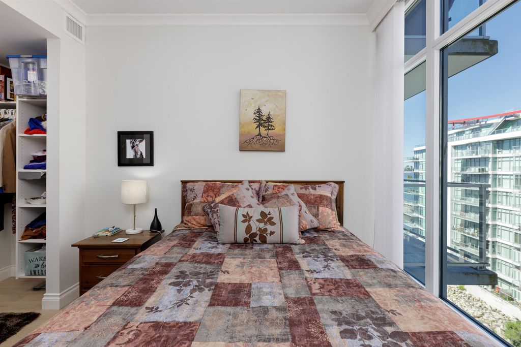 listing image 1109527219189010476