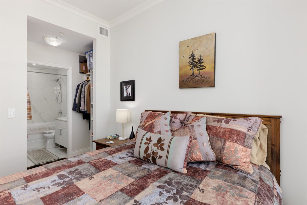 listing image 1103841992944454036