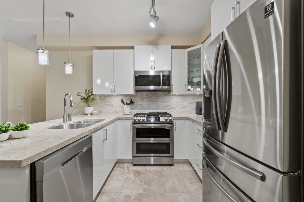 Photo of 20376 86 Avenue #208, Langley, BC V2Y 3P8 (MLS # R3126273)
