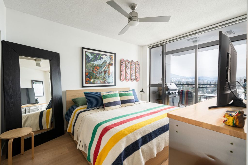 listing image 1103688721190557644