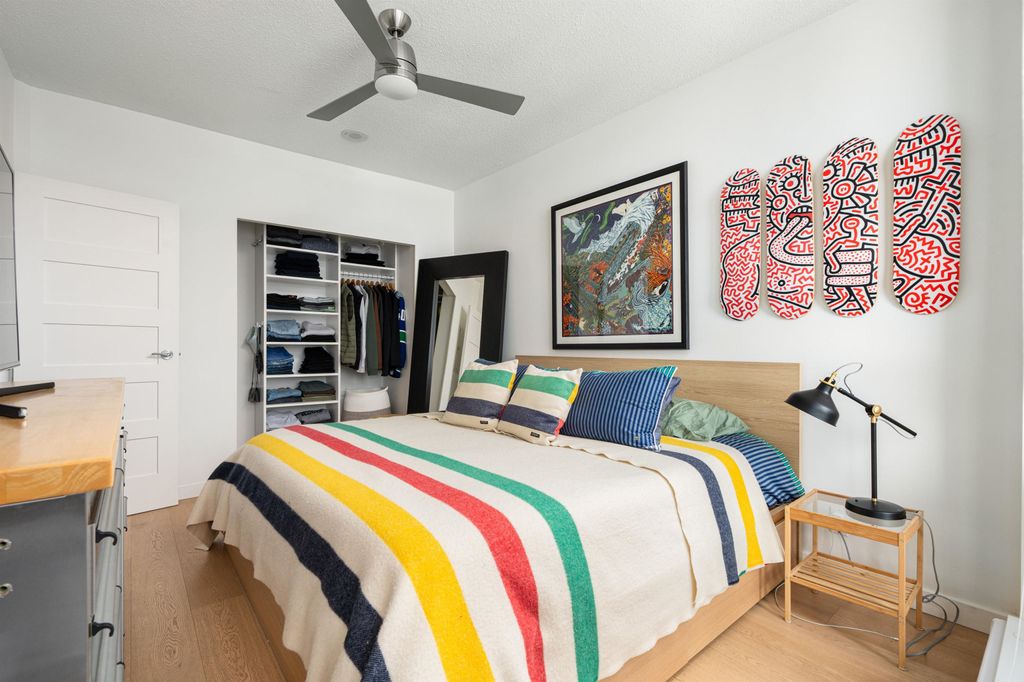 listing image 1107770429956216214
