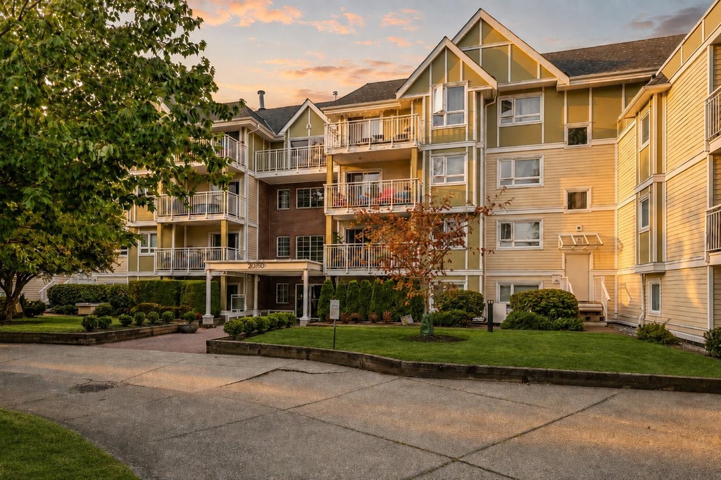 Photo of 20189 54 Avenue #108, Langley, BC V3A 3W2 (MLS # R3166734)