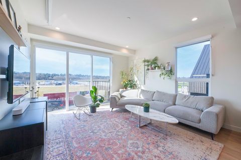 6340 Market Avenue 19 Delta BC V4L 0B1