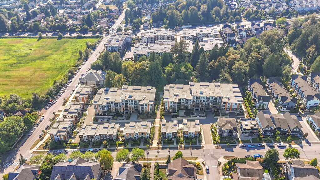Photo of 20087 68 Avenue #B210, Langley, BC V2Y 0Y3 (MLS # R3144066)