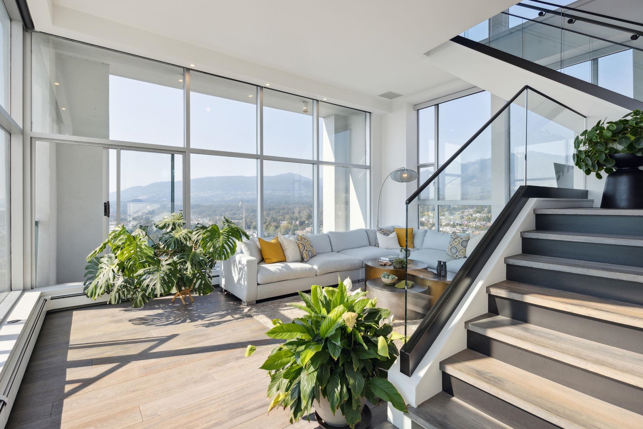 120 W 2nd Street 2901