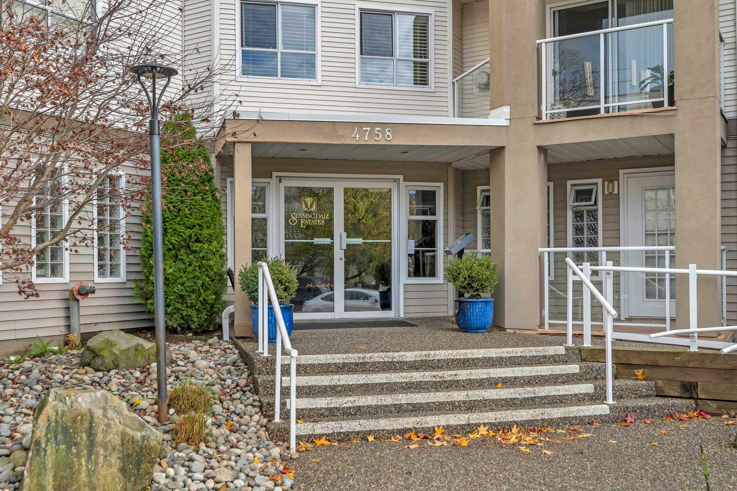 4758 53 Street 102