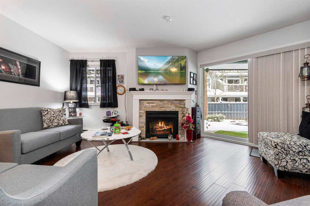 Photo of 19645 64 Avenue #407, Langley, BC V2Y 1L2 (MLS # R3155629)