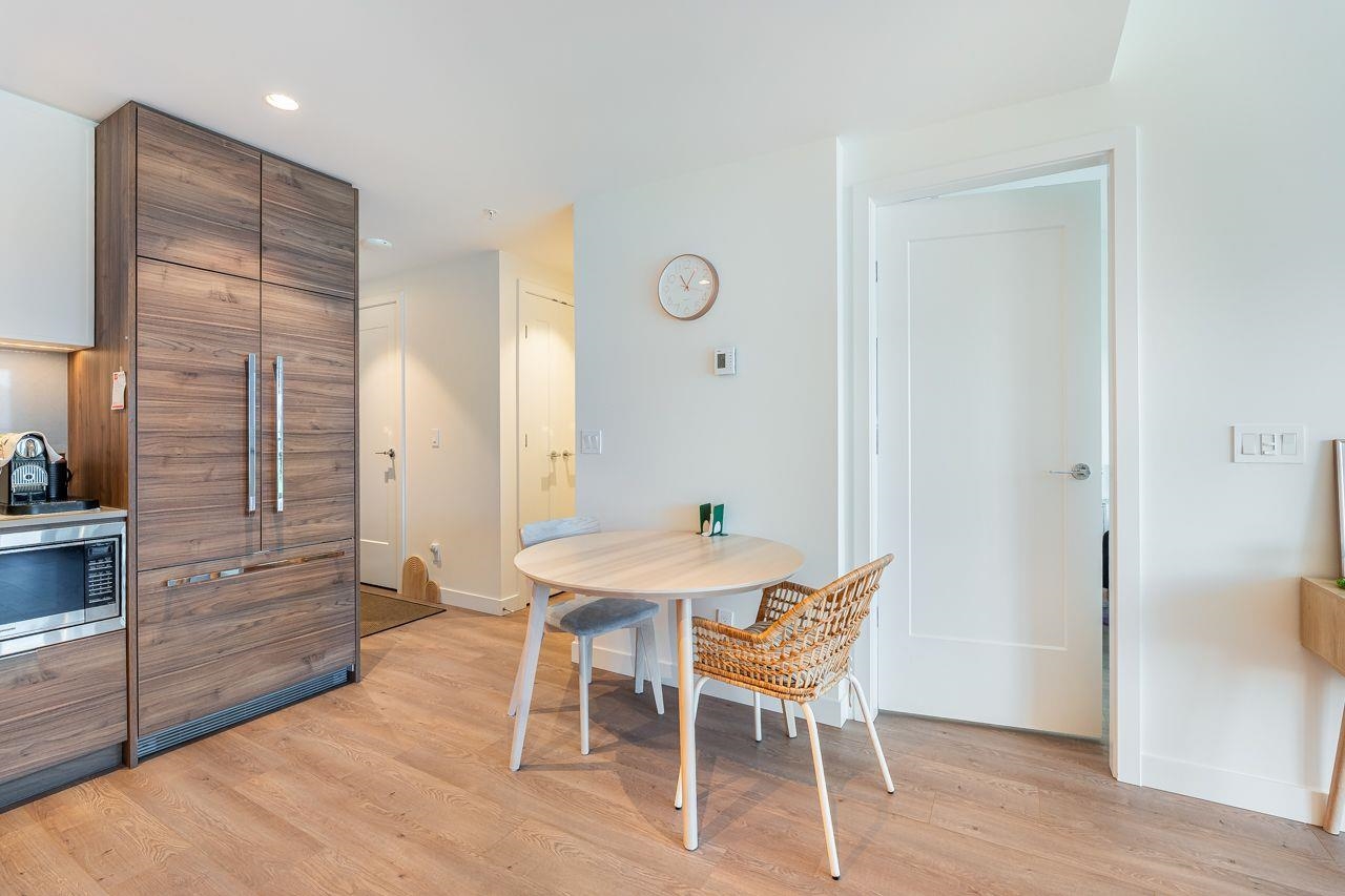 1045 Austin Avenue 2101